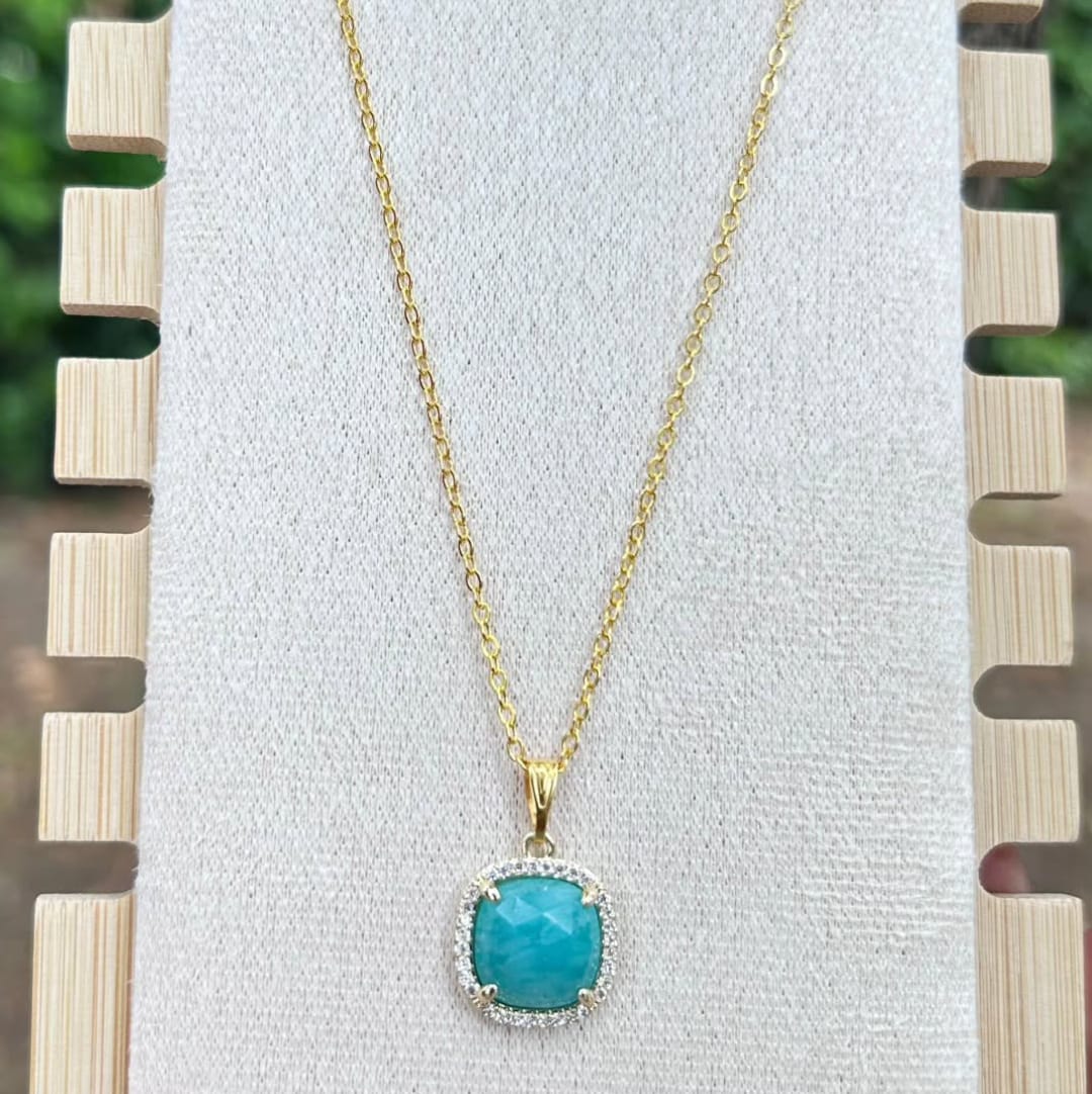 Emerald Crystal Stone Necklace